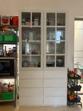 LEMARI RAK PIRING KAYU DUCO + kaca
