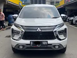 XPANDER ULTIMATE 1.5 AT PUTIH 2022