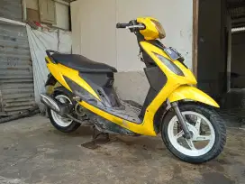 di jual motor cymko murah