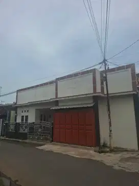 Rumah 151m² pinggir jalan