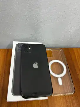 Iphone 11 64 masih mulus , pemakaian
