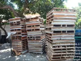 Palet kayu lokal 110 x 110 balok panjang