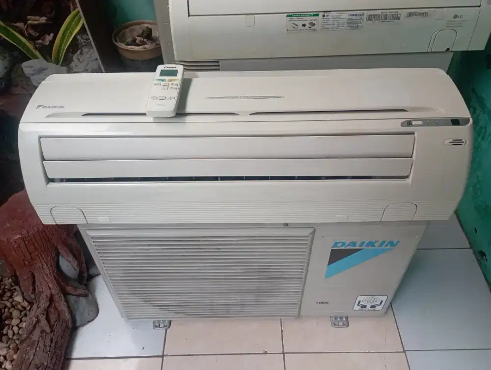 Ac daikin thailand 1/2 pk garansi