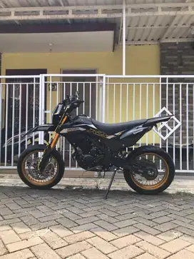 Kawasaki klx sm se tahun 2024