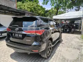 TOYOTA FORTUNER VRZ 2016