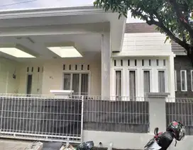 Di SEWA kan rumah siap huni di Kemang Pratama