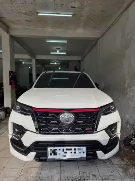 Toyota Fortuner 2.4VRZ TRD Sportivo A/T 2021