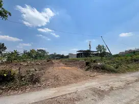 Kaliurang KM 14 Tanah Dekat Kampus UII