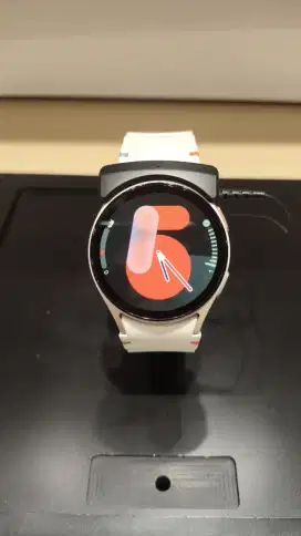 SAMSUNG GALAXY WATCH 7