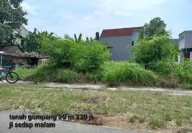 Dijual Tanah di Gumpang  jl utama