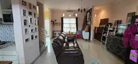 Rumah Nyaman Strategis di Duta Marta Townhouse