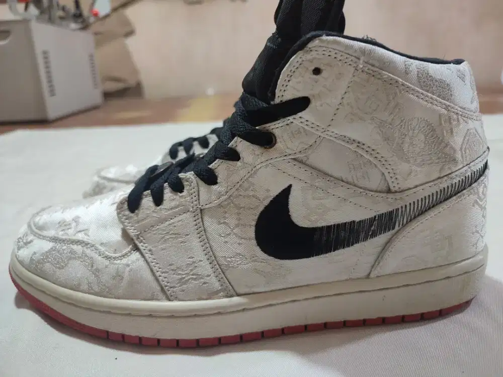 Nike Air Jordan 1
