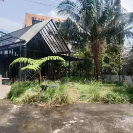 Tanah Dijual ex-Cafe Lokasi strategis di Cisitu Lama, Bandung