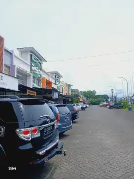 Dikontrakkan ruko di CitraLand Manado