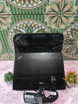 Laptop Lenovo Thinkpad E470 Core i5 RAM 8GB/SSD 256