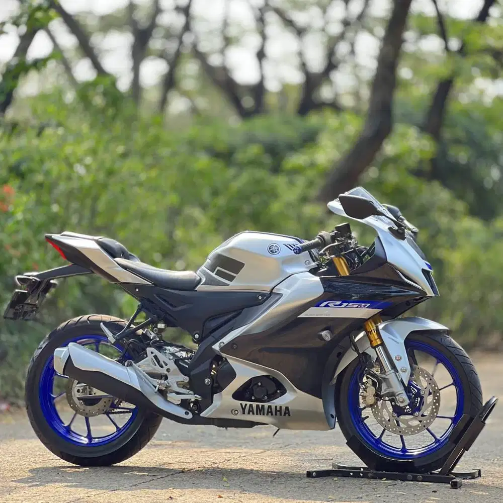 YAMAHA R15M ABS CONNECTED SILVER 2022 KM 6K PAJAK PANJANG SUPER GRES