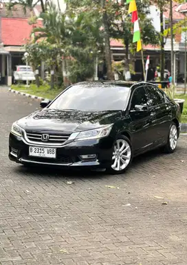 Honda Accord VTIL 2013