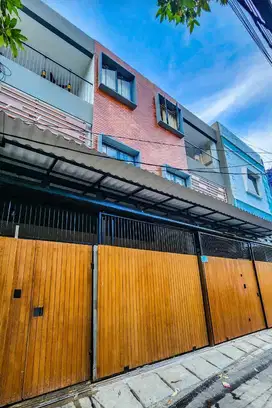 Ton - Dijual Rumah Kost Tanjung Duren 18 Kamar Furnish
