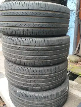 Dijual. 4pc ban 215 55 R17 merk GT radial