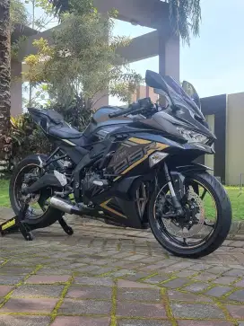 Kawasaki ZX 25R ABS Pmk 2022 4 Cylinder Odo 1rb N Malang Kab Koko Motr