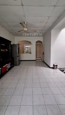 Rumah Nyaman Di Sunter Agung Podomoro Jakarta
