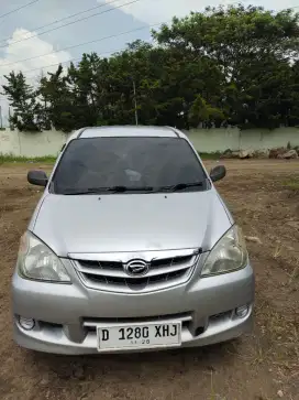 Xenia Li 1.0 MT Abu abu