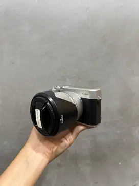 KAMERA FUJIFILM X-A10 + KIT