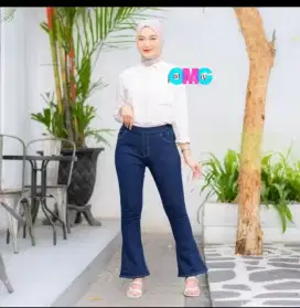 Celana cutbray navy