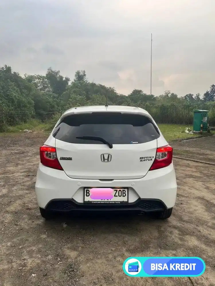 Honda Brio Satya 2023 E CVT / MATIC