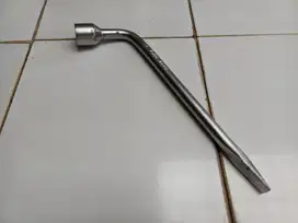 Kunci roda kurang ring 21