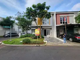 Rumah dijual siap huni full furnish di Symphonia Gading Serpong
