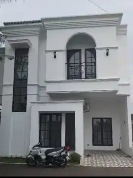 Rumah Dijual di Cibinong  dekat Cibubur