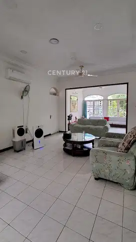 Rumah Nyaman Di Sunter Agung Podomoro Jakarta