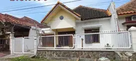 RUMAH WISMA MUKTI KLAMPIS, ROW 2,5 MOBIL, NEGO TIPIS
