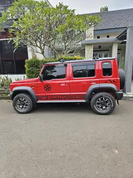 Suzuki Jimny KM 9rb 2024 5 Pintu Two Tone