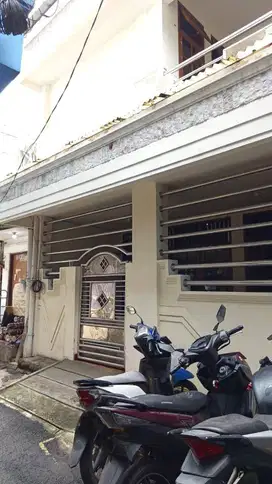 Dijual Rumah Kost 2,5 Lantai Murah di Kemayoran, Jakarta Pusat