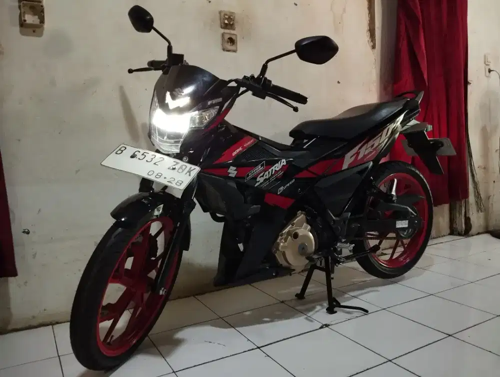 Suzuki Satria Fu 150 Black Fire 2018