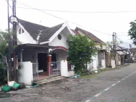 Rumah di Perumahan Sukoharjo