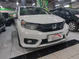 Honda Brio RS white A/T 2020