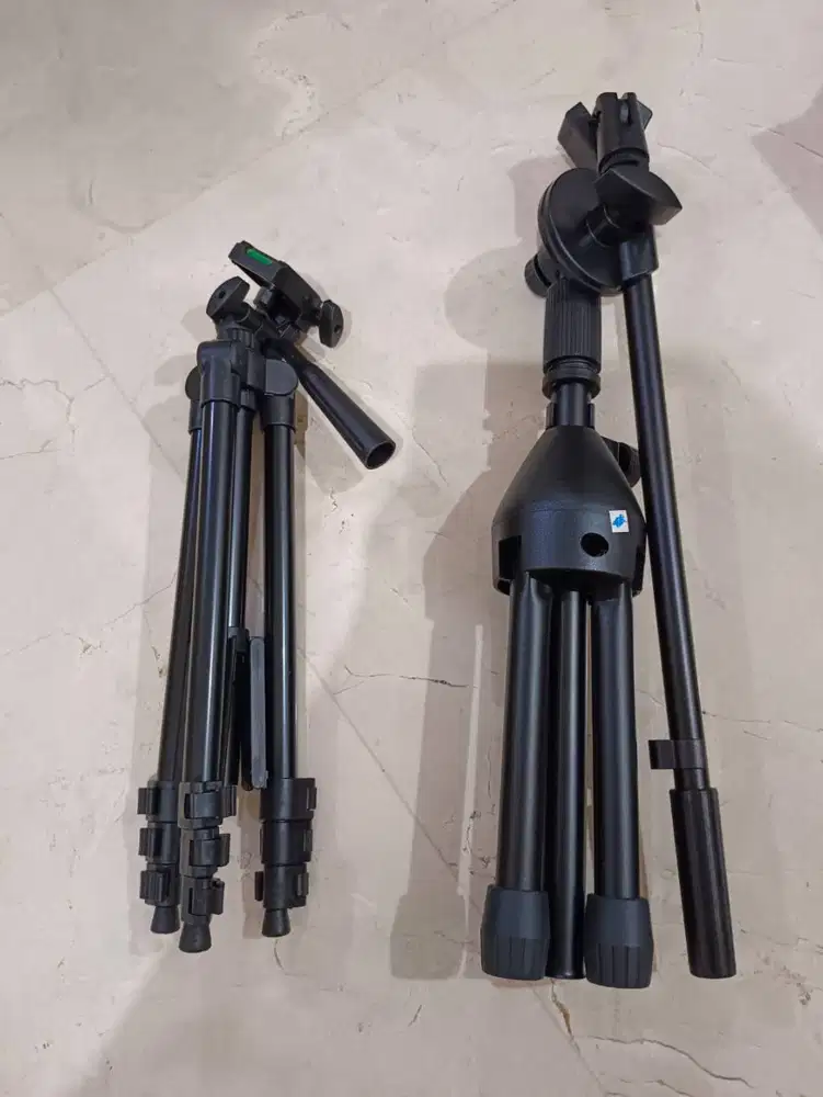 Stand Mic, Tripod, Microphone cover, kabel Akai gitar, pad holder