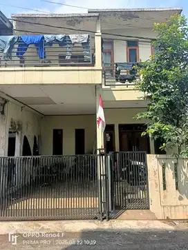 Dijual rumah siap huni 2 lantai di komplek arcamanik cisaranten