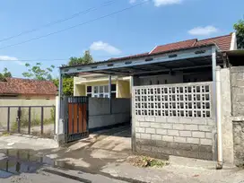 Jangan Sampai Kehabisan! Cuma 1 Unit Rumah Siap Huni, 5 Menit dari Tol