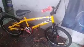 sepeda bmx wimcycle
