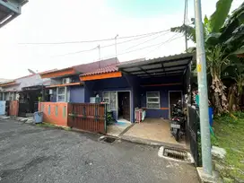 Rumah siap huni di pasar rebo