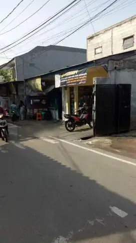 RUMAH TUA HITUNG TANAH SAJA DI DAERAH ELITE BANGKA KEMANG