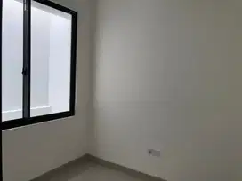 DISEWAKAN MURAH RUMAH MILENIAL PIK 2 UK 4,5X10 KOSONGAN SIAP HUNI