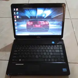 LAPTOP CORE I5, RAM 4GB, HDD 500GB, TINGGAL PAKAI