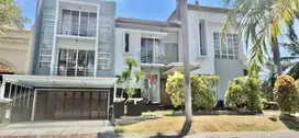 Fully Furnished 2 Lantai Rumah Pakuwon Indah di Surabaya