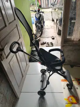 Stroller roda lipat