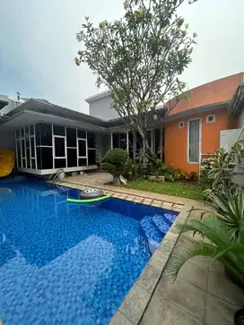 Hunian Eksklusif Kavling AL – Duren Sawit, Ada Private Pool!